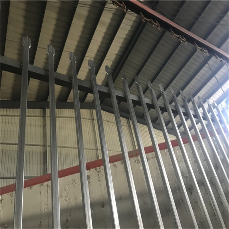 2024-05-27steel-tubular-garrison-fencing-hercules-fence-diplomat-fence585