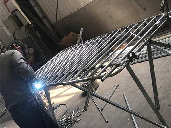 Steel-Barrier-Welding