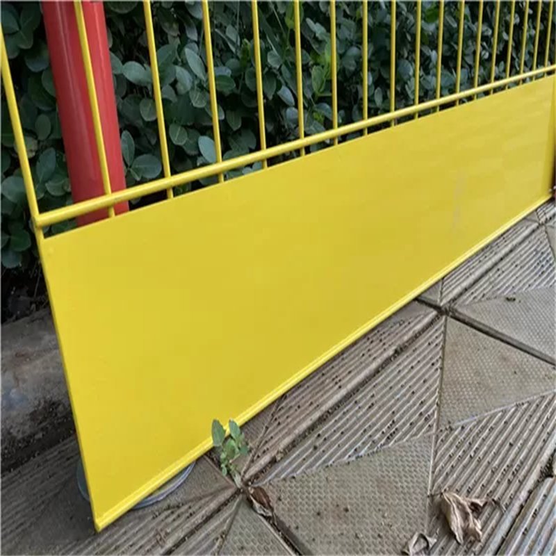 pt32156385-1150_2600mm_edge_protection_barriers