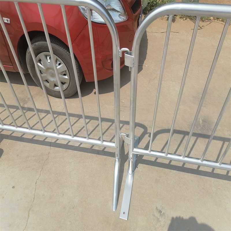 2024-05-27crowd-control-barriers-pedestrian-barriers-fence2318