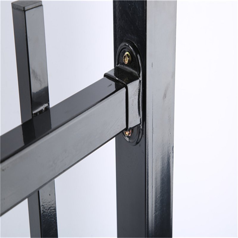 2024-05-27steel-tubular-garrison-fencing-hercules-fence-diplomat-fence83