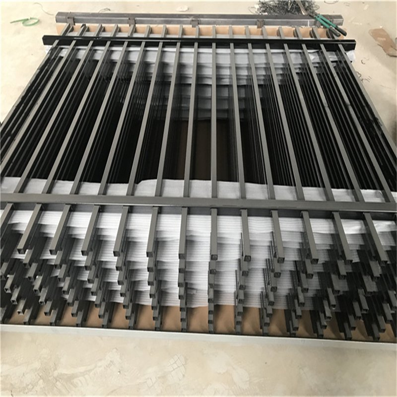 2024-05-27steel-tubular-garrison-fencing-hercules-fence-diplomat-fence901