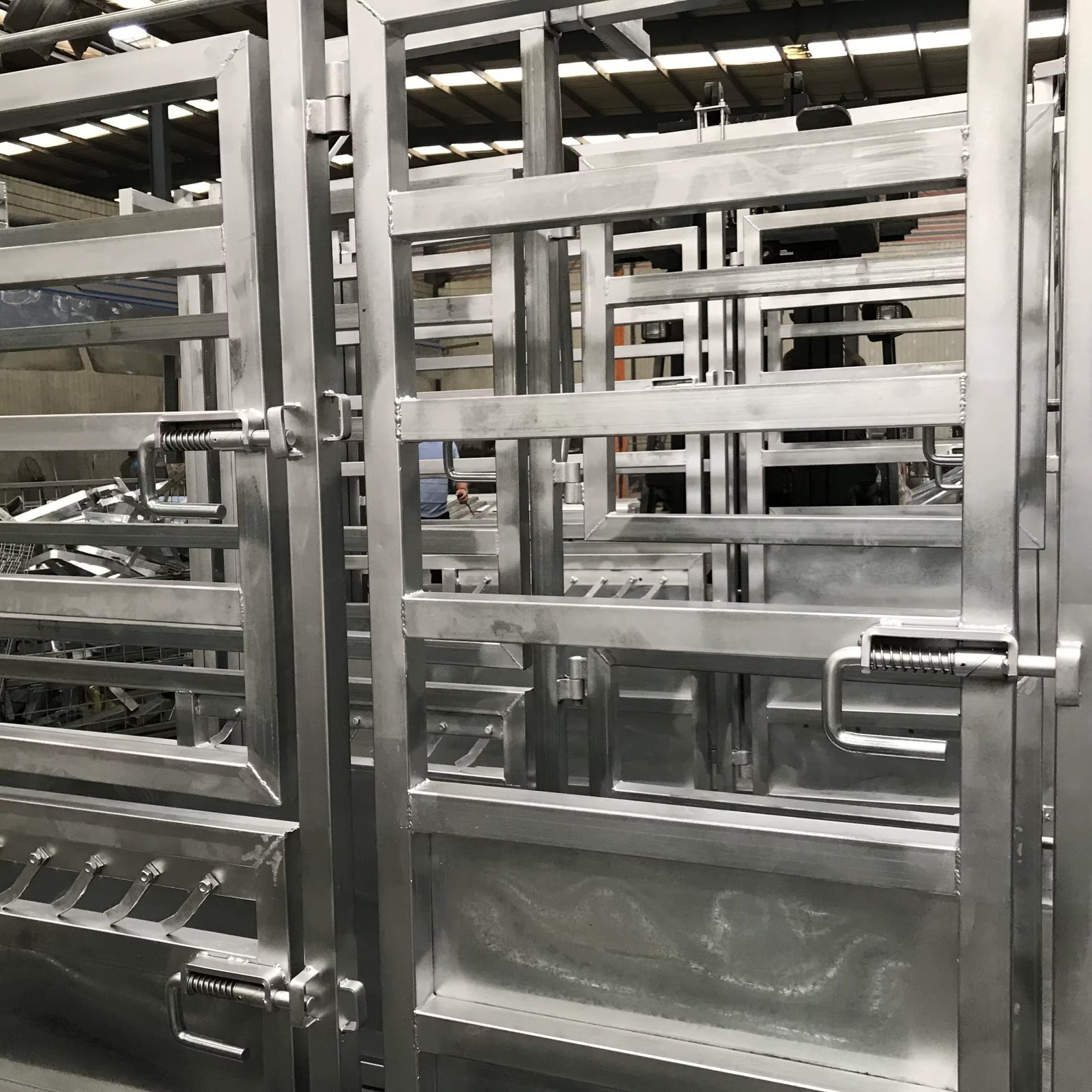 PORTABLE CATTLE CRUSH heavy duty horse cattle crush