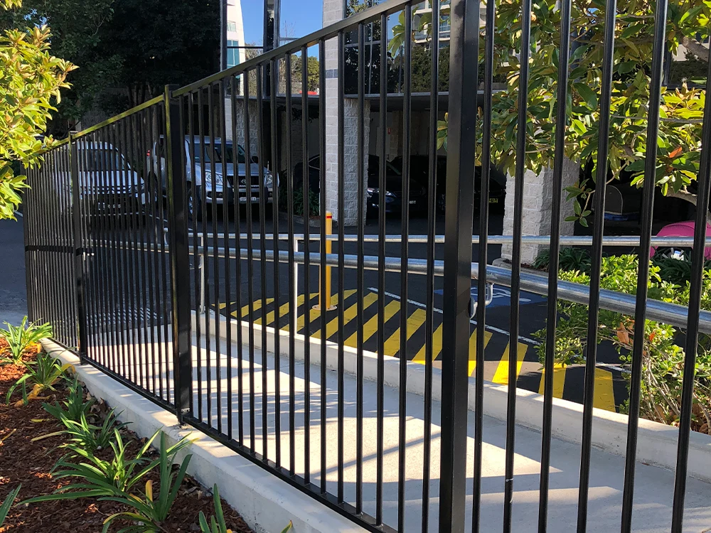Flat-Top-Fence